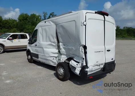 2022 Ford Transit-250 z USA, uszkodzony, nr VIN 1FTBR2C8XNKA81774